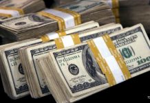 Police ‘catch’ fisherman with bag of money