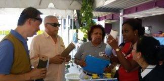 Tzu Chi gives 60 foot massages, served 250 at Lion’s Fair