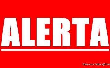 Residentes abandonan restos de vehículos y metales en aceras cercanas al vertedero