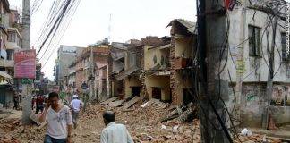 CNN: 7.8 magnitude earthquake slams Nepal, nearly 800 dead, authorities say