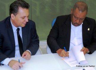 MinJus Navarro i MinFin Jardim a duna enkargo ofisial awe Afpakteam Kòrsou aktivo 1 ougùstùs 2015