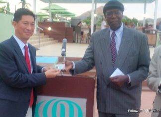 Grassroot movement gives Lee ID card