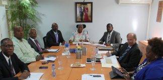 Minister TEATT Meets with Council of Advice