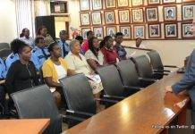 Prime Minister Gumbs administers Oath to Civil Servants. Stresses integrity and productivity