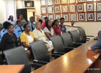 Prime Minister Gumbs administers Oath to Civil Servants. Stresses integrity and productivity