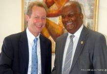 Minister of Justice Richardson receives farewell visit from U.S. Consulate General