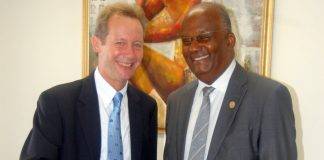 Minister of Justice Richardson receives farewell visit from U.S. Consulate General