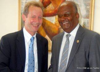 Minister of Justice Richardson receives farewell visit from U.S. Consulate General