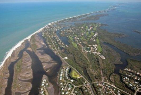 Britons arrested in Caribbean over tourist Aimee Rhoads's diving death