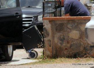 Buncampers sold the right of long lease to SBS – on paper