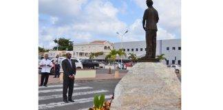 Minister Connor lays wreath on behalf of COM at 89th birthday commemoration of Dr. A.C. Wathey