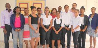 Le conseil exécutif présidé par Aline Hanson a reçu, jeudi 16 juillet 2015, une délégation de six membres du conseil territorial des Jeunes de Saint-Martin, menée par la jeune présidente Grace Bauger.