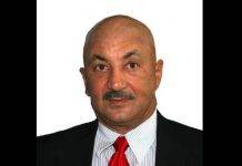 Former Minister of Finance of the Netherlands Antilles Frank Mingo (68) passed away at a hospital in Medellin, Colombia.