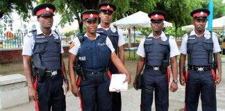 POLICE HIGH COMMAND ORDERS PROBE INTO PRISONERS DEATH