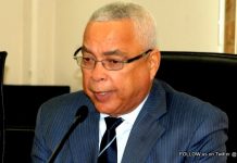 Prime Minister Gumbs Sint Maarten/Saint Martin’s Day Greetings