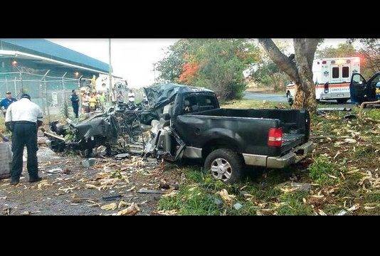 Saint Croix: MAN DIES AFTER TRUCK CRASHES INTO TREE IN WILLIAMS DELIGHT