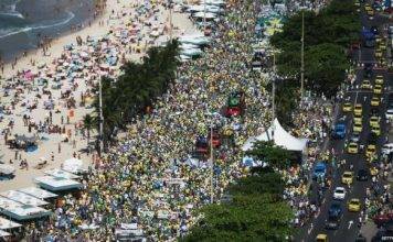 Brazilian protesters call for President Dilma Rousseff's impeachment