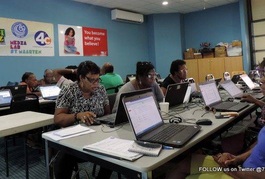 Library re-opens computer courses for seniors