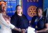 St. Maarten Optical N.V. donates glasses to Rotary Sunrise