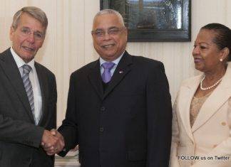 Prime Minister Gumbs meets with Vice-President of the Council of State for the Kingdom Piet-Hein Donner