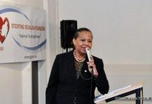 Minister Plenipotentiary Fleming-Artsen addresses Women in Leadership at Event for Young Professionals