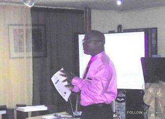 Information sessions on insurance, financial planning, the Ombudsman and labor law at the library