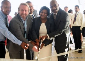 TUIfly brings first ever Dreamliner 787 jet aircraft to St Maarten