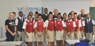 Shark Experts on Sint Maarten to Give Presentations to Schools on Shark Conservation
