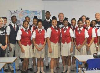 Shark Experts on Sint Maarten to Give Presentations to Schools on Shark Conservation