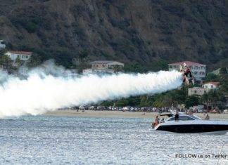 Tremendous air show organized by SXM Airport