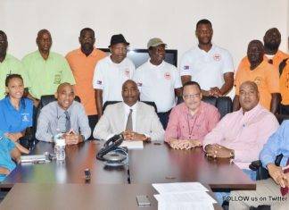 Minister Sams provides public transportation sector with copies of draft national decree