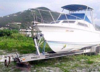 Owner of abandoned boat requested to remove it immediately from the Ring Road