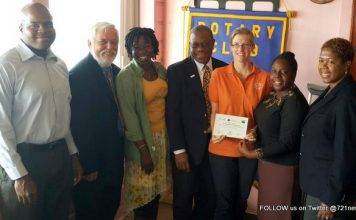 CPS receives donation of special vaccine carriers from Rotary Club St. Martin Sunrise