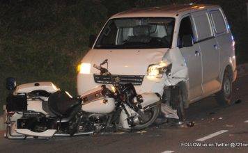 *** UPDATE: POLICE REPORT *** Police officer seriously injured in traffic accident. {*VIDEO*}