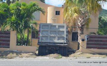 Loaded truck looses control