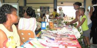 Christmas market at the library