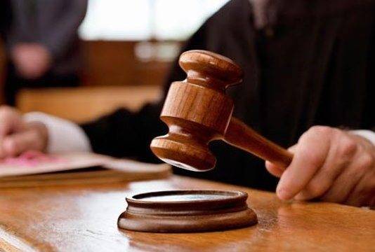 Stealing employee stuck with repayments for at least 10 years