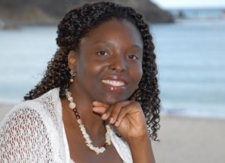 MUST HAVE BESTSELLING BOOK SUCCESS FROM THE HEART INSPIRES READERS: TO GO FOR THEIR DREAMS