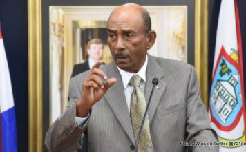 Gibson cautions airport on introducing import duty