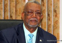 Ministro de Justicia dio una breve rueda de prensa sobre recluso muerto a tiros en Point Blanche