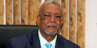 Ministro de Justicia dio una breve rueda de prensa sobre recluso muerto a tiros en Point Blanche