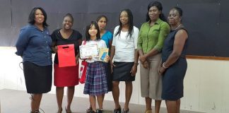 Pinping Liu of Ruby Labega is overall winner of Readers Are Leaders