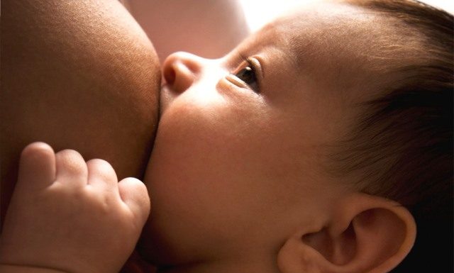 Fathers, Pregnant and breastfeeding mother’s invited to May 17 Breastfeeding Cafe