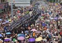 China incinerator plans lead thousands to protest