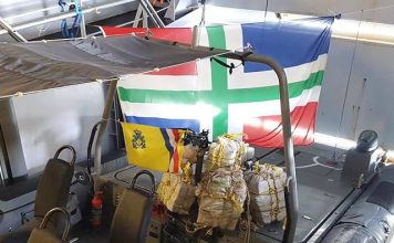 128 kilo cocaïne uit het water gehaald