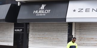 UPDATE: 4 masked men attempted to robbed Hublot Geneve Little Europe store