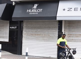 UPDATE: 4 masked men attempted to robbed Hublot Geneve Little Europe store