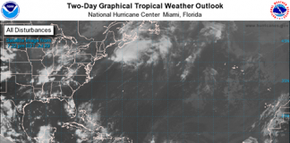 Ubican onda tropical a unas 1000 millas al este de las Antillas Menores