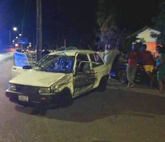 Di 12 morto den tráfiko na Korsou.