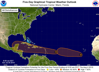 UPDATE : Tropical wave 700 miles east of the Lesser Antilles